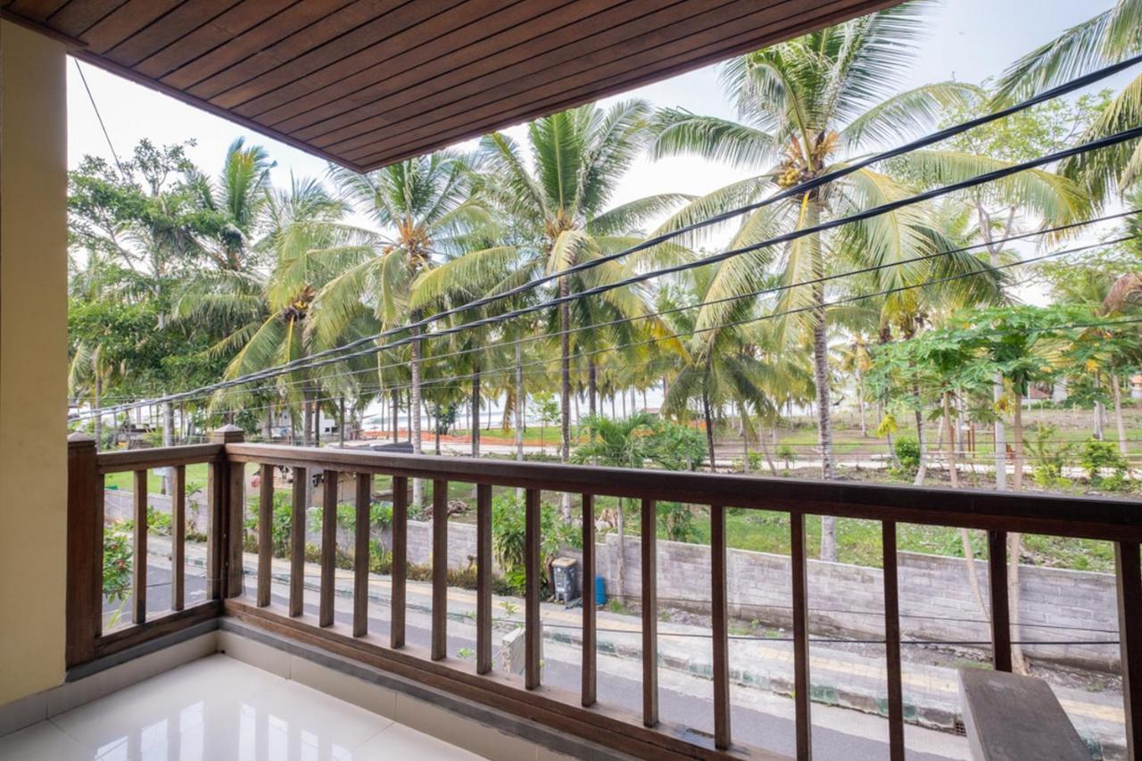 The Point Surfcamp Bali Hotel Pulukan Exterior foto